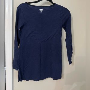 Old navy maternity shirt